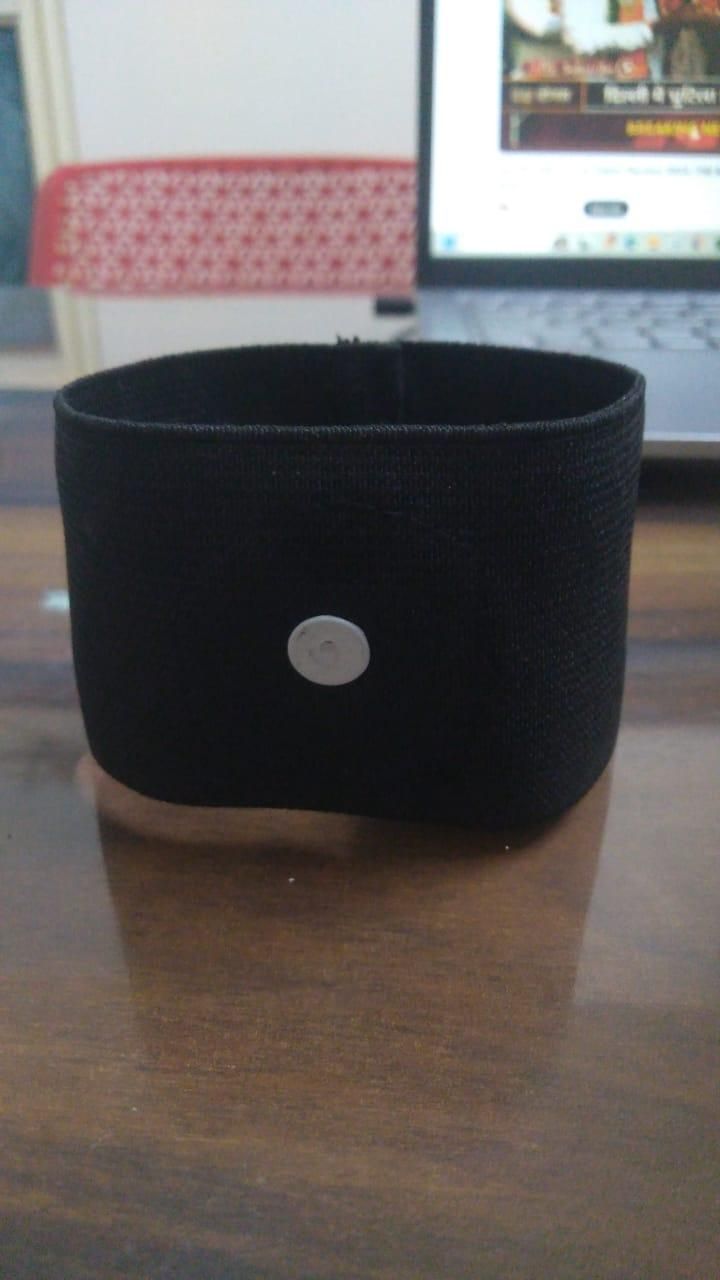 Sugar Control Wristband (Black Color) by Cosmic Store