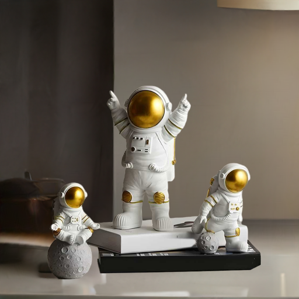 Astronaut Spaceman Statue Ornament Home Office Desktop Figurine Decors Set of 3 - Golden